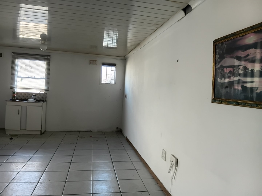 2 Bedroom Property for Sale in Kleinvlei Western Cape